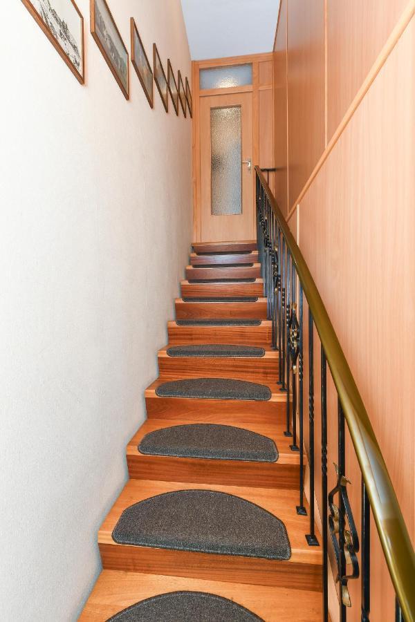 אסנס Ferienwohnung Im Haus Weinstock מראה חיצוני תמונה